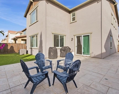 813 Stickney Way - Photo Thumbnail 27