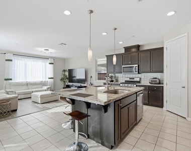 813 Stickney Way - Photo Thumbnail 9
