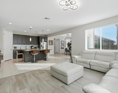 813 Stickney Way - Photo Thumbnail 5