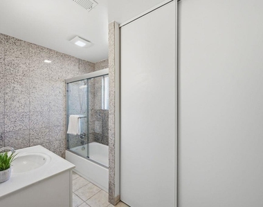 35458 Orleans Dr - Photo Thumbnail 15