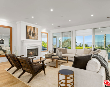 16053 Sabana Lane - Photo Thumbnail 13