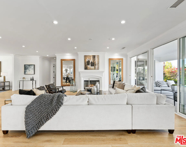 16053 Sabana Lane - Photo Thumbnail 9