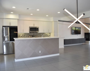 938 Oceo Circle - Photo Thumbnail 5