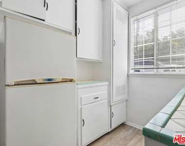 4010 Los Feliz Boulevard - Photo Thumbnail 9