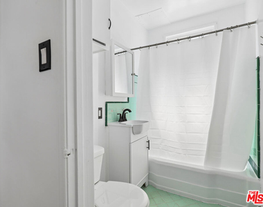 4010 Los Feliz Boulevard - Photo Thumbnail 10
