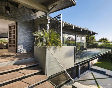344 Arno Way - Photo Thumbnail 2