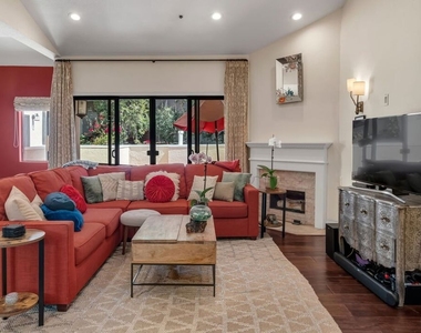 1722 Malcolm Avenue - Photo Thumbnail 7