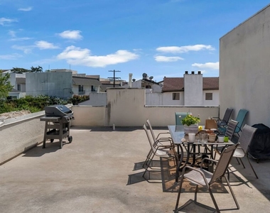 1722 Malcolm Avenue - Photo Thumbnail 45