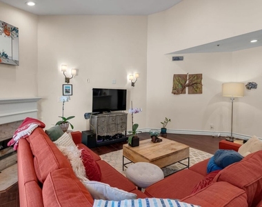 1722 Malcolm Avenue - Photo Thumbnail 6