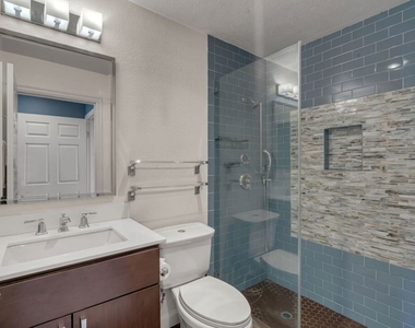 1722 Malcolm Avenue - Photo Thumbnail 38