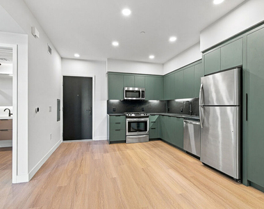 10601 Washington Boulevard - Photo Thumbnail 8