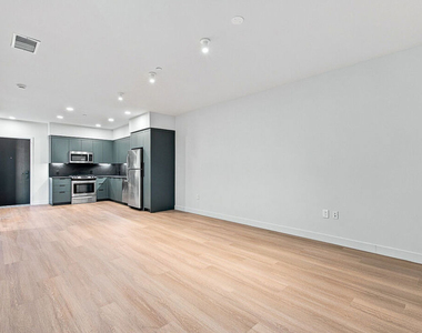 10601 Washington Boulevard - Photo Thumbnail 6