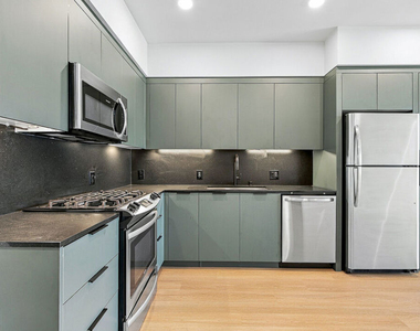 10601 Washington Boulevard - Photo Thumbnail 1