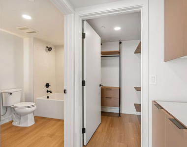 10601 Washington Boulevard - Photo Thumbnail 6
