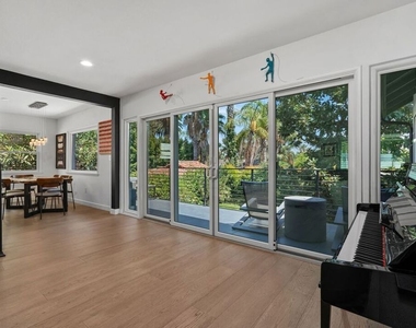 3304 Shelby Drive - Photo Thumbnail 7