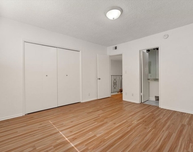848 15th Street - Photo Thumbnail 13