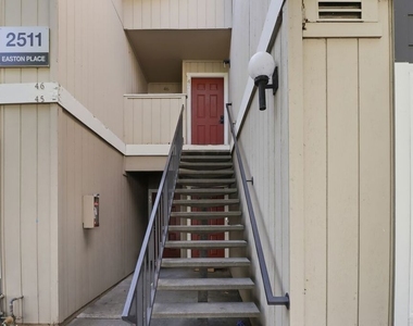 2511 Easton Place - Photo Thumbnail 19
