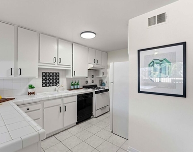 25930 Narbonne Avenue - Photo Thumbnail 9