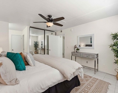 25930 Narbonne Avenue - Photo Thumbnail 13