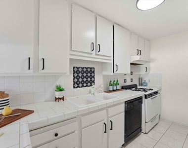 25930 Narbonne Avenue - Photo Thumbnail 10
