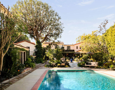 902 N Whittier Drive - Photo Thumbnail 14