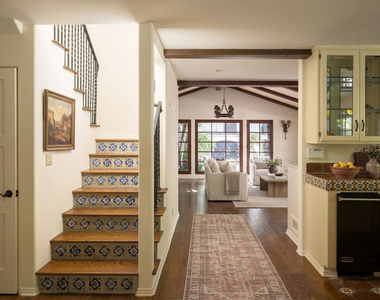 902 N Whittier Drive - Photo Thumbnail 26