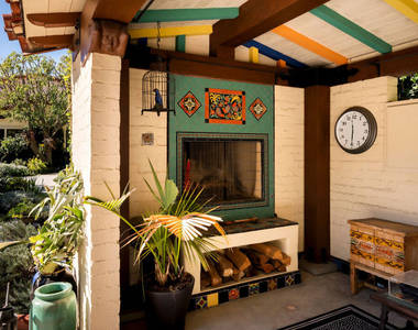 902 N Whittier Drive - Photo Thumbnail 17