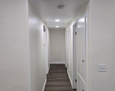 15251 Mystic Street - Photo Thumbnail 4