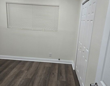 15251 Mystic Street - Photo Thumbnail 9
