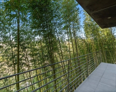3944 Cody Road - Photo Thumbnail 44