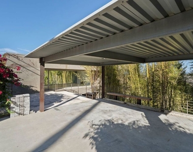 3944 Cody Road - Photo Thumbnail 24