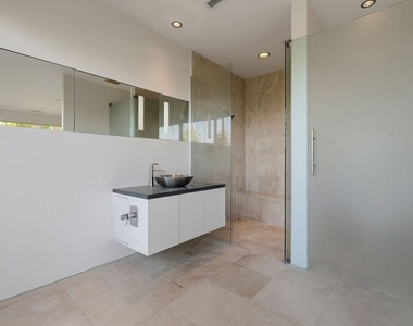 3944 Cody Road - Photo Thumbnail 14