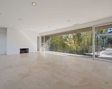3944 Cody Road - Photo Thumbnail 10
