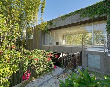 3944 Cody Road - Photo Thumbnail 28
