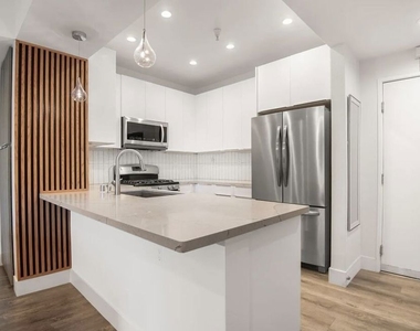 620 S Gramercy Place - Photo Thumbnail 6