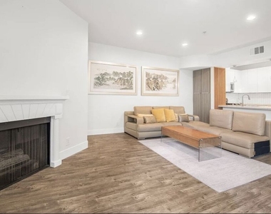 620 S Gramercy Place - Photo Thumbnail 11