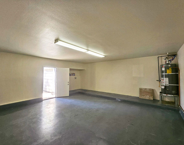 1341 N Keystone Street - Photo Thumbnail 18