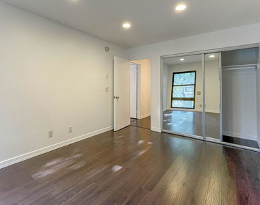 7777 W 91st Street - Photo Thumbnail 14