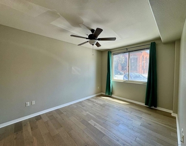 1601 India St - Photo Thumbnail 12