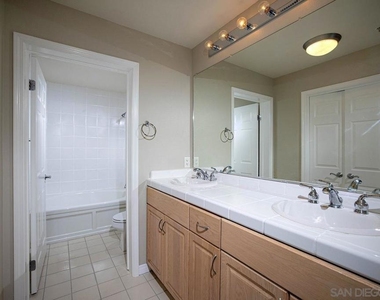 1601 India St - Photo Thumbnail 7