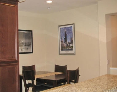 8807 N Promenade Pl - Photo Thumbnail 3