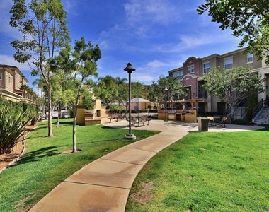 8807 N Promenade Pl - Photo Thumbnail 9