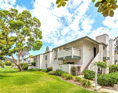 8811 Gilman Dr - Photo Thumbnail 1