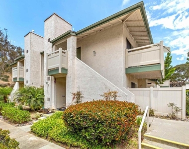 8811 Gilman Dr - Photo Thumbnail 10