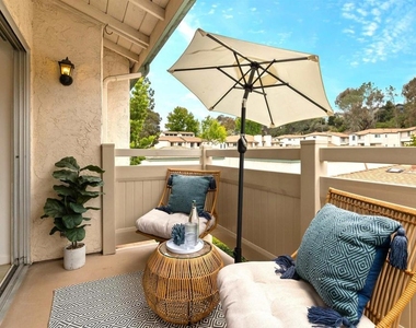 8811 Gilman Dr - Photo Thumbnail 2