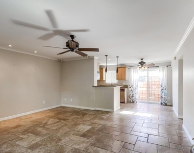 3769 Wilson Ave - Photo Thumbnail 10
