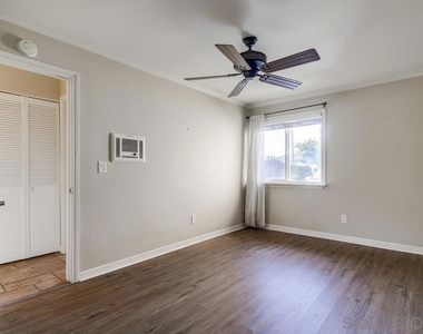 3769 Wilson Ave - Photo Thumbnail 26