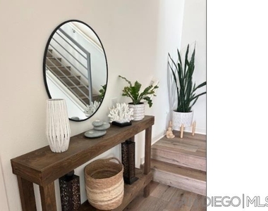 2675 Roosevelt St - Photo Thumbnail 5