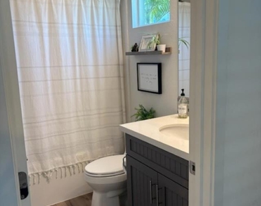 2675 Roosevelt St - Photo Thumbnail 35