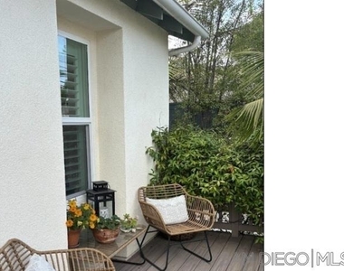 2675 Roosevelt St - Photo Thumbnail 3